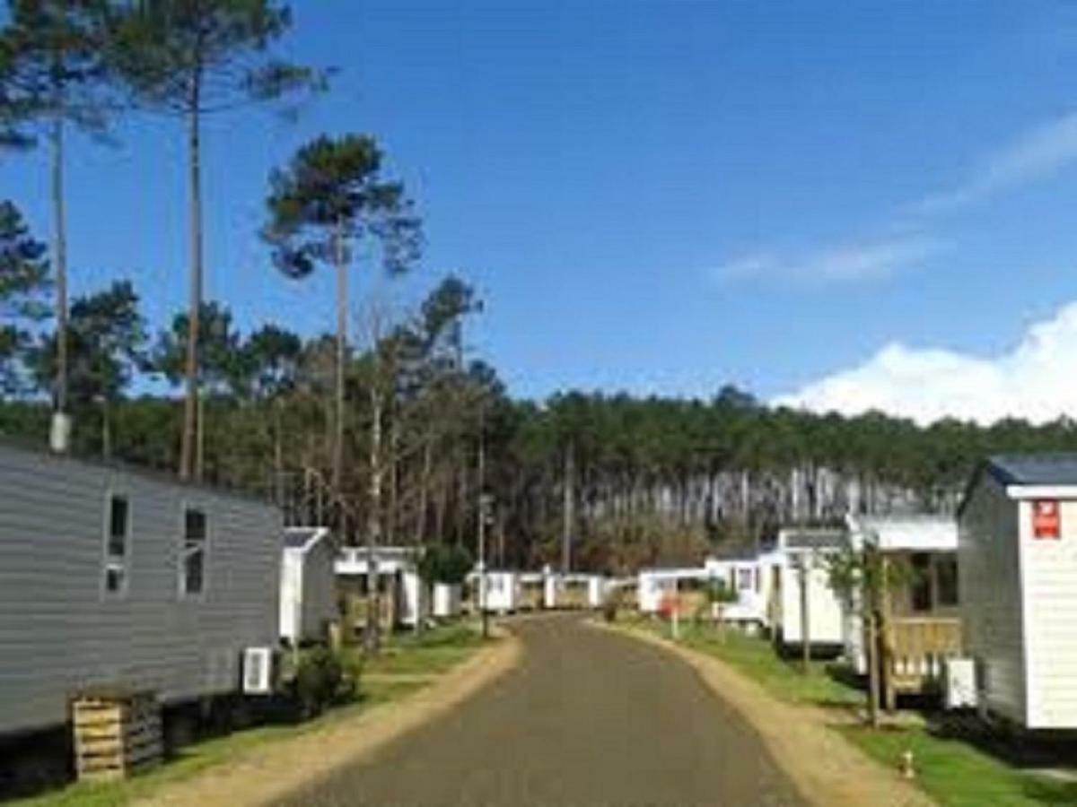 Mobilhome Saint Julien En Born Экстерьер фото