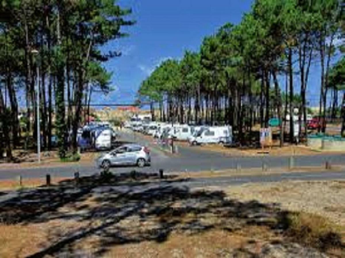 Mobilhome Saint Julien En Born Экстерьер фото